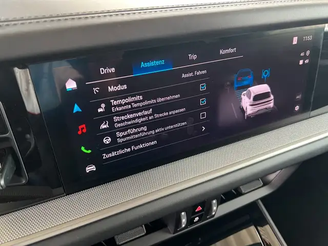 Porsche Cayenne view 14