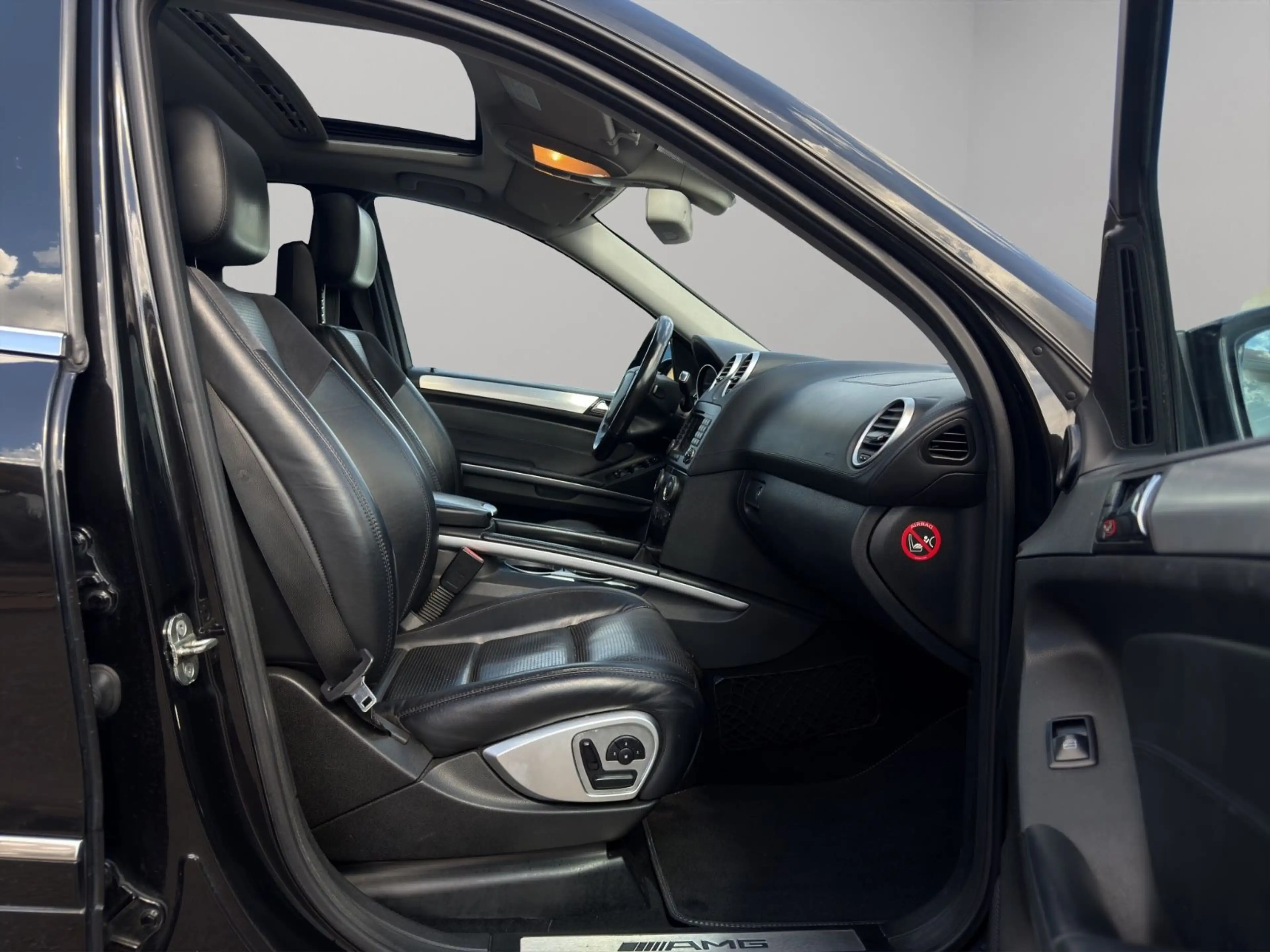 Mercedes-Benz ML 63 AMG 4Matic*H&K*STHZ*AHK*Memo*Xenon*Kamera* — photo 15
