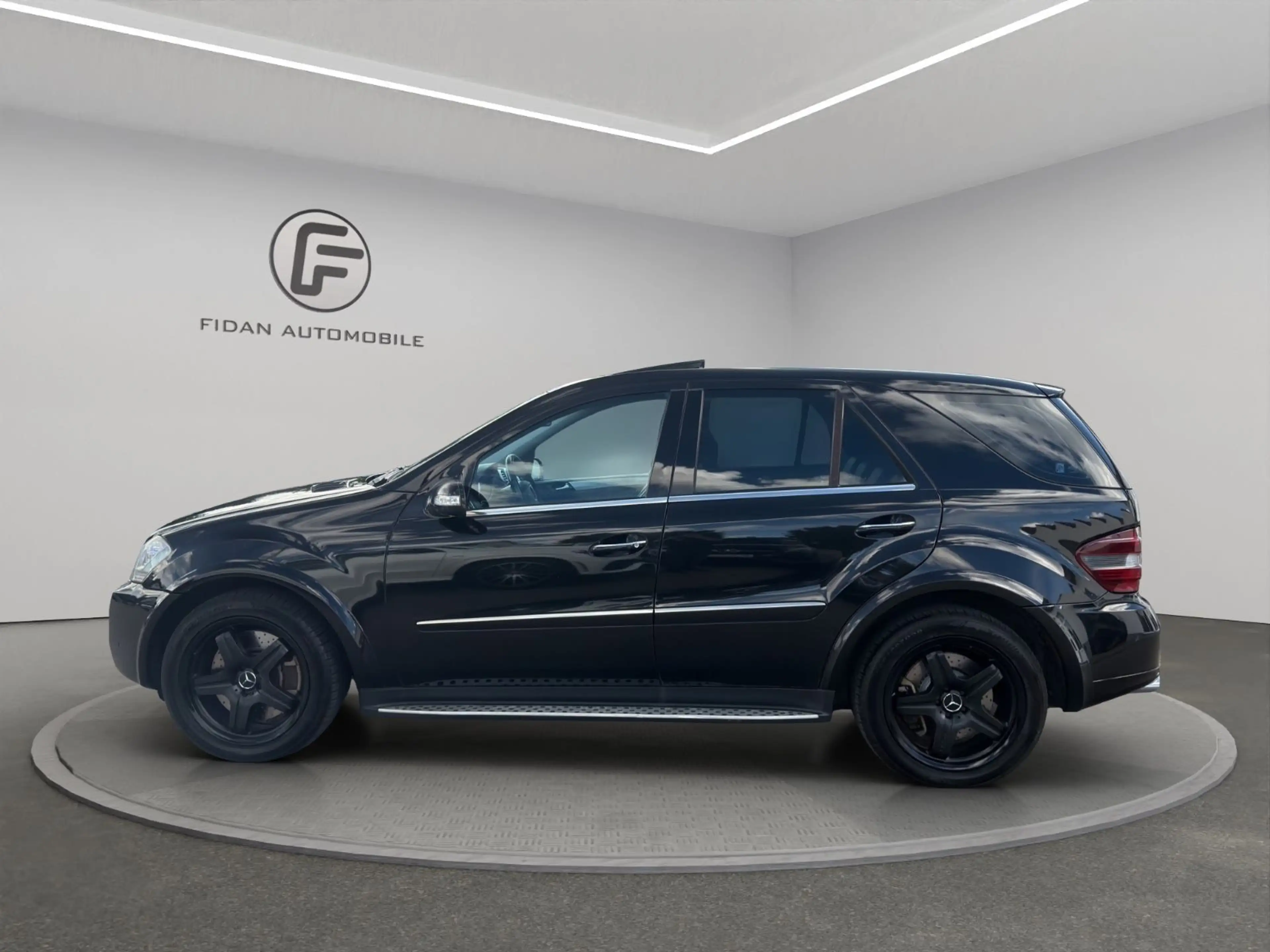 Mercedes-Benz ML 63 AMG 4Matic*H&K*STHZ*AHK*Memo*Xenon*Kamera* — photo 2