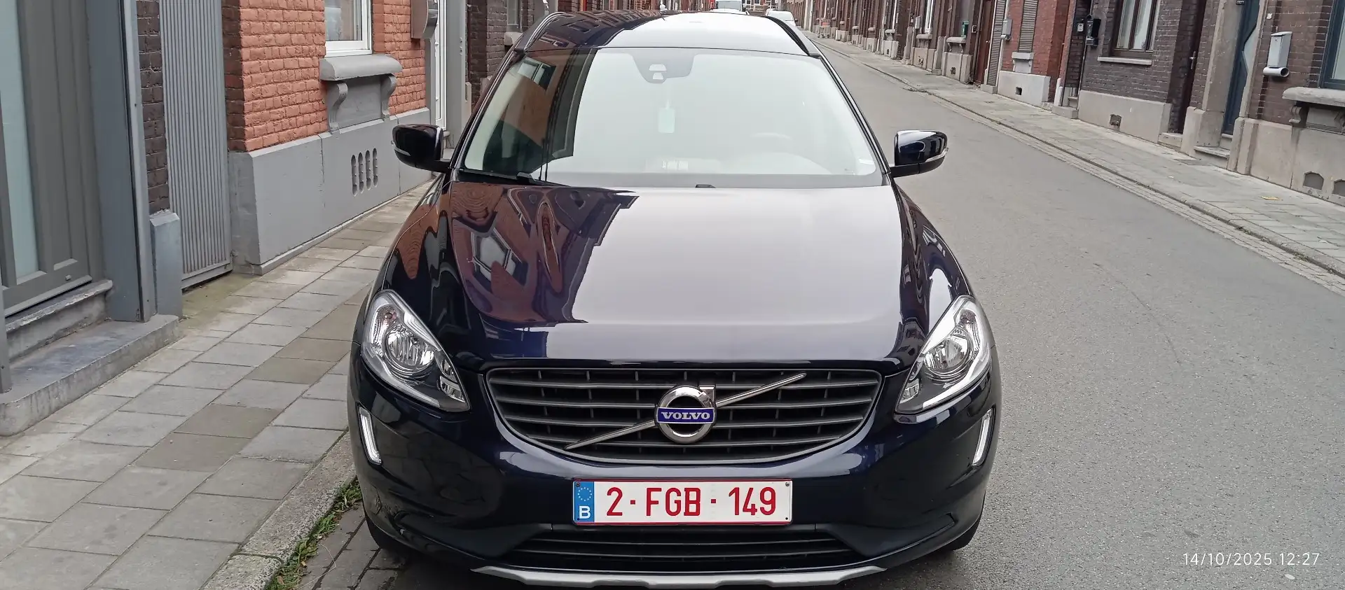 Volvo XC60 D3 Geartronic Kinetic Euro6b Blauw - 1