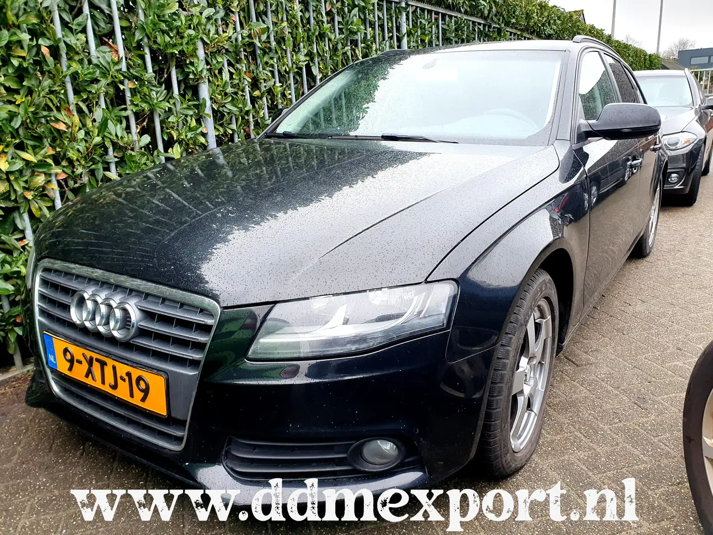 Audi A4 Avant 2.0 TDI Pro Line S Zwart - 1