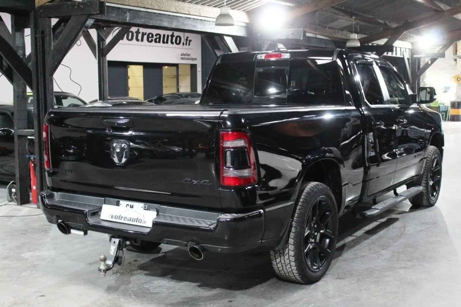Dodge RAM RAM 5.7L V8 SPORT 1500 Schwarz - 2