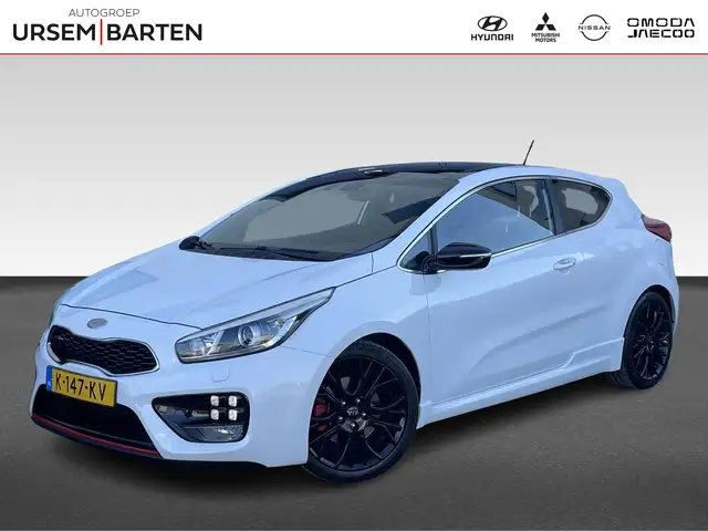 Kia ProCeed / pro_cee'd 1.6 GT First Edition | 204PK | schuifdak | halfled