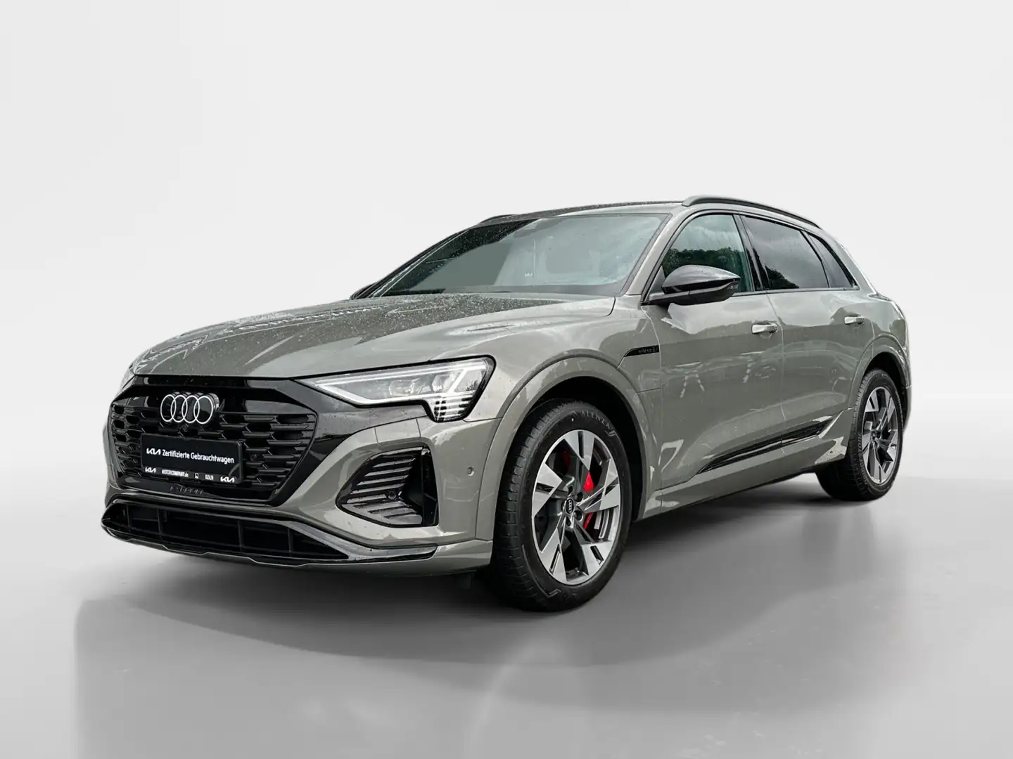 Audi Q8 e-tron 50 quattro S-Line ACC HUD STH MATRIX Grijs - 2
