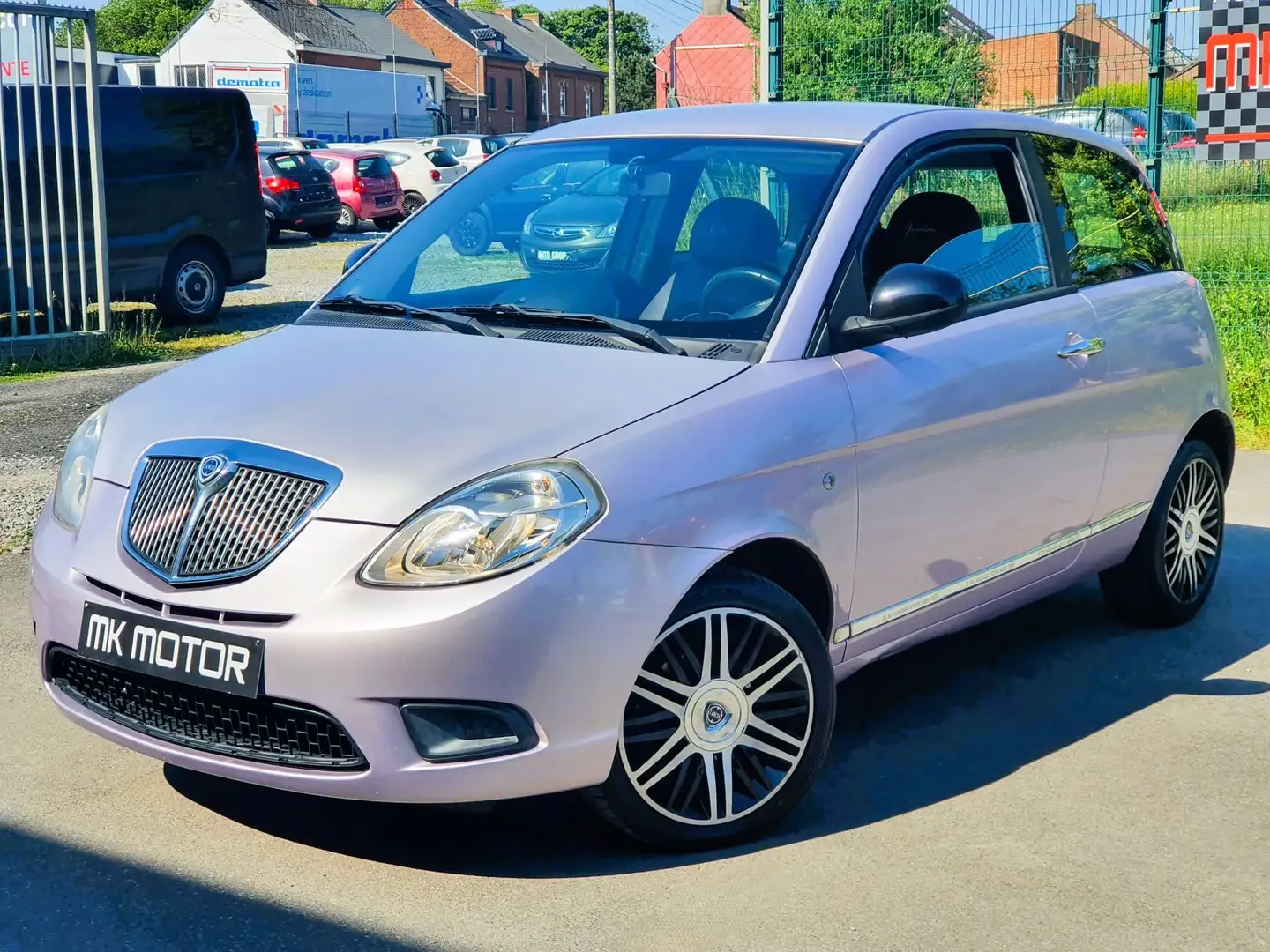 Lancia Ypsilon 🟢1.2 ESSENCE 69CV - AIRCO ljubičasta - 2