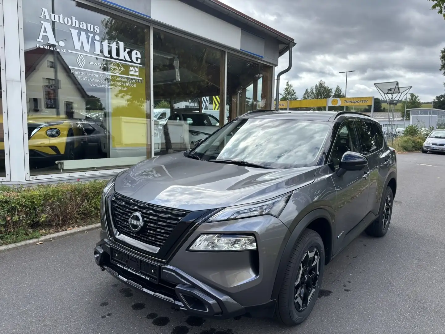 Nissan X-Trail N-Trek 1.5 VC-T e-4ORCE 213PS 4x4 5S - 1