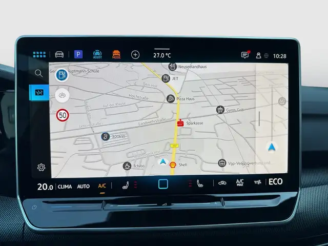 Volkswagen Golf view 11