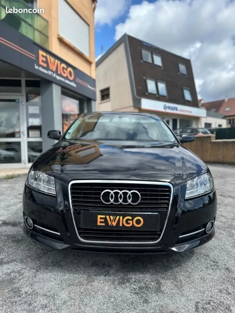 Audi A3 1.6 TDI 105 AMBIENTE START-STOP Noir - 2