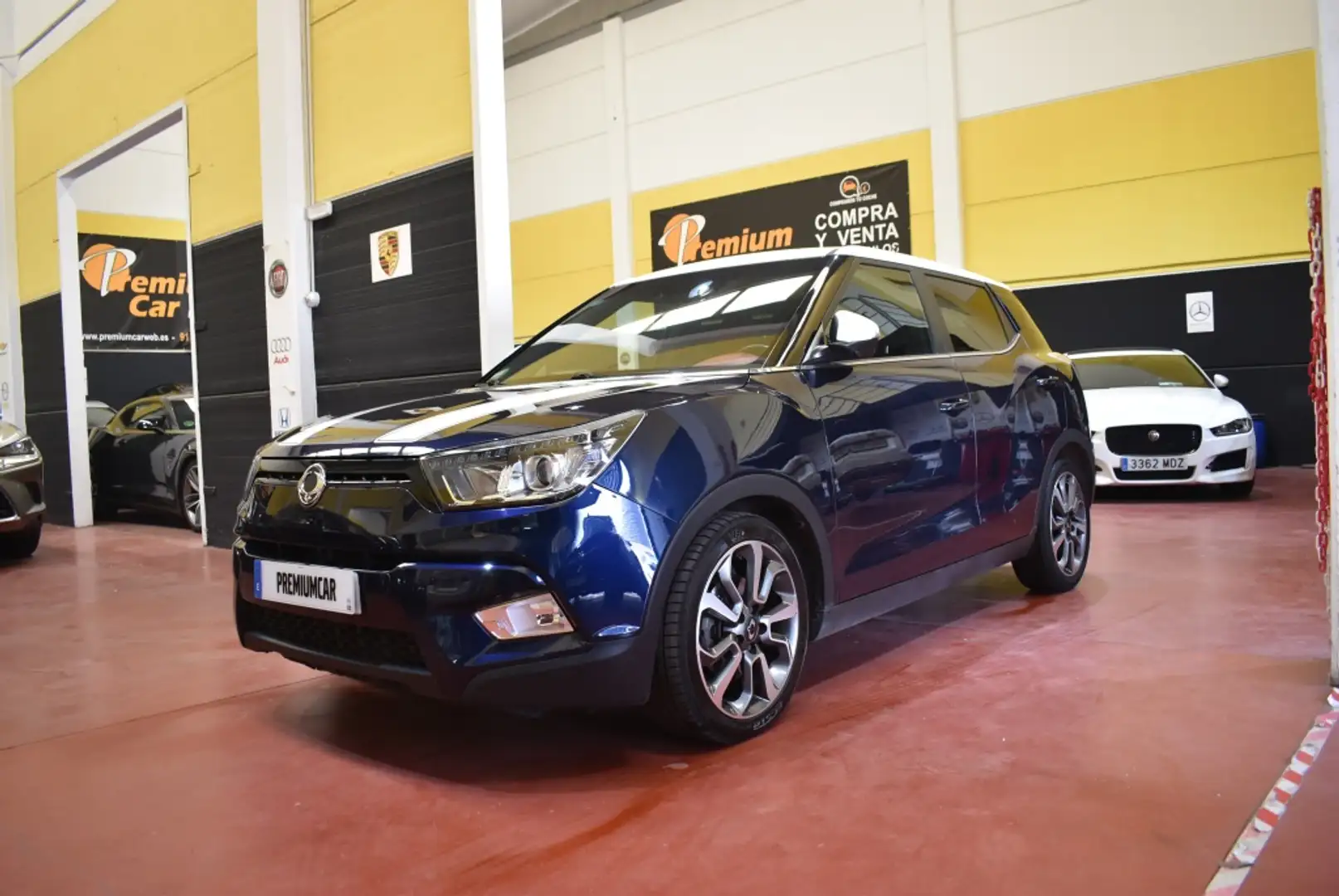SsangYong Tivoli D16T Limited 4x4 Aut. Azul - 1