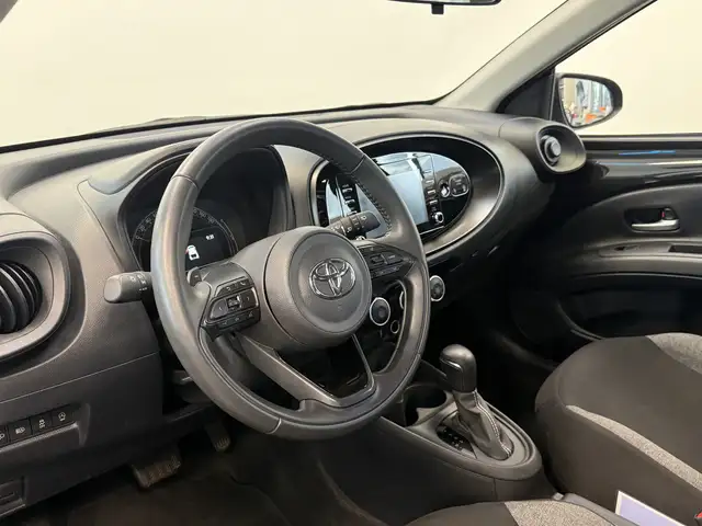 Toyota Aygo X view 4