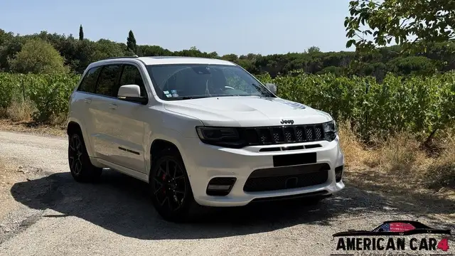 Jeep Grand Cherokee SRT 6.4 HEMI V8 – 468 ch – Première main