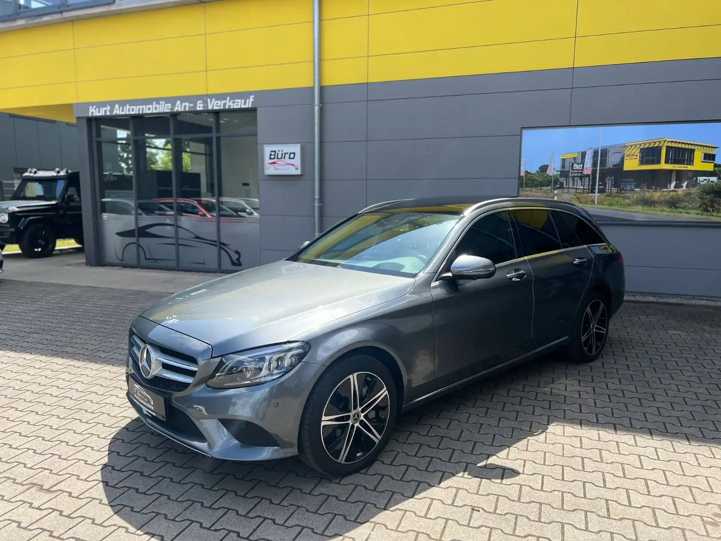 Mercedes-Benz C 400 T 4Matic HEAD-UP/PANO/LEDER/BURMESTER/SHZ Grau - 2