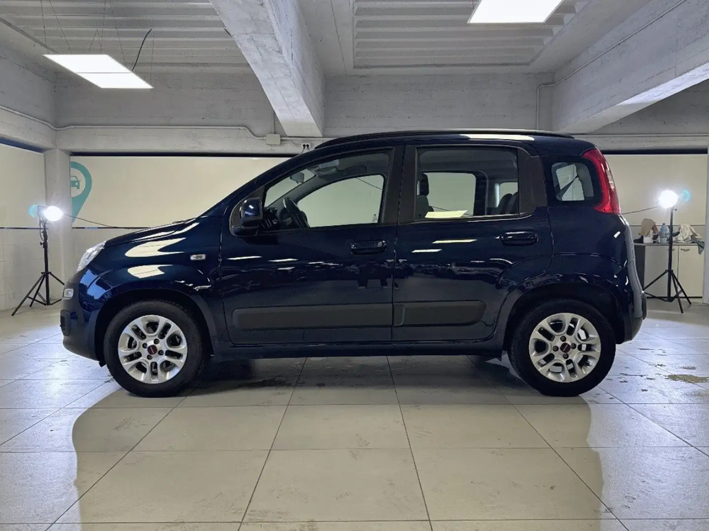 Fiat Panda 1.2 69cv E6 Lounge Bleu - 2
