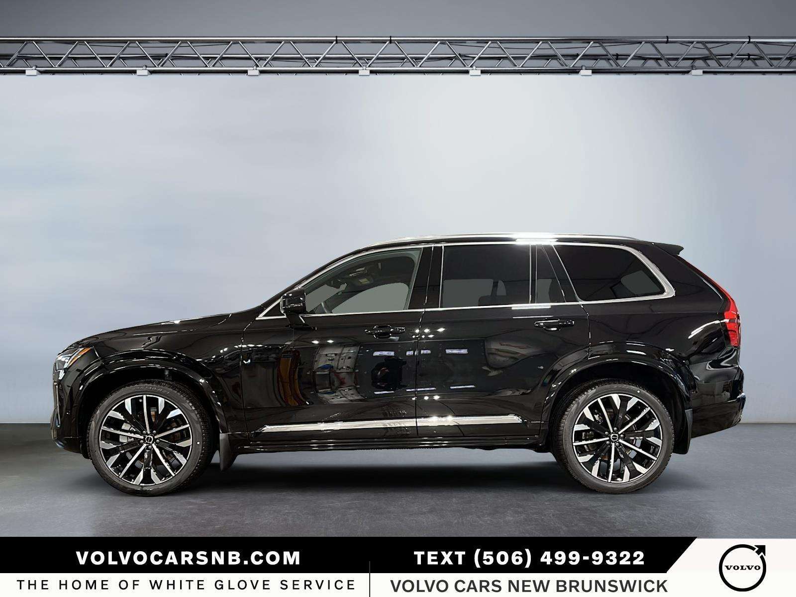 2026 Volvo XC90 B6 Ultra Bright Theme 6-Seater alt 5