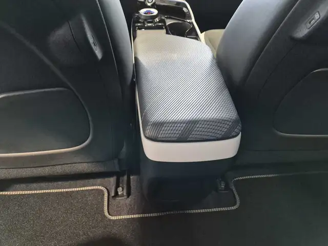 Kia Ev6 view 13
