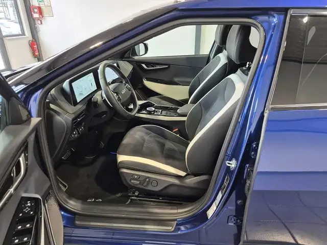 Kia Ev6 view 8
