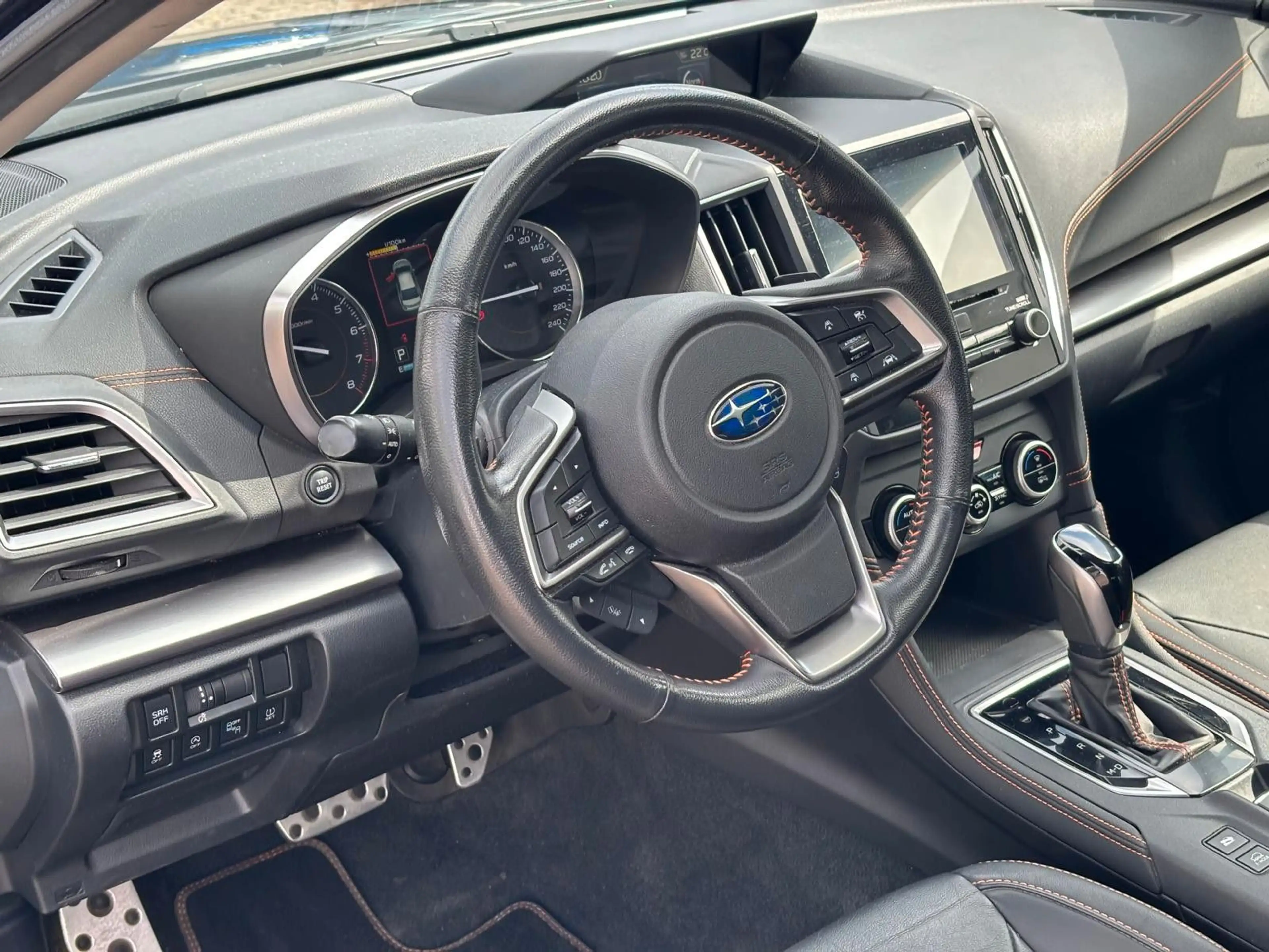 Subaru XV Exclusive+ 4x4 Leder Navi EyeSight LED — photo 13