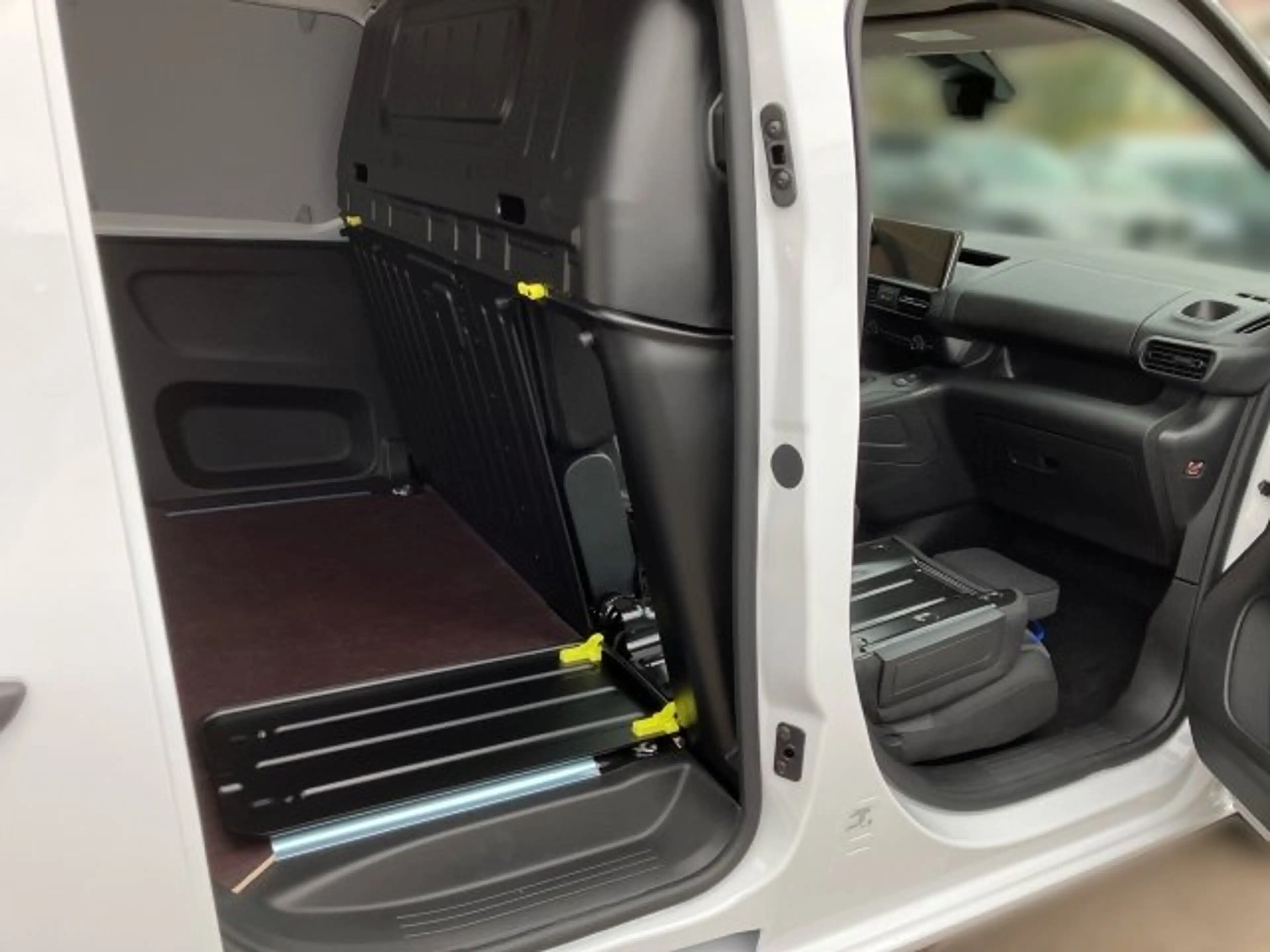 Fiat Doblo KW L2 BlueHDI 100 MT — photo 9