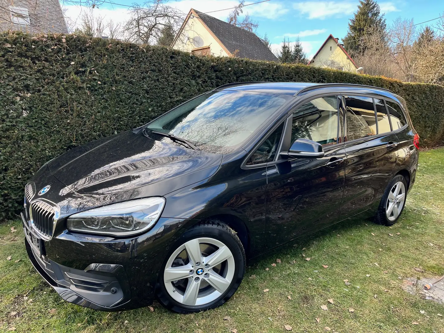 BMW 218 218d xDrive Gran Tourer Advantage Automatik Black - 1