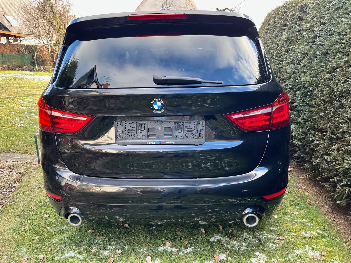 BMW 218 218d xDrive Gran Tourer Advantage Automatik Black - 2