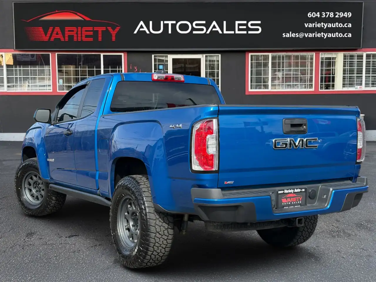 GMC Canyon снимка GMC Canyon