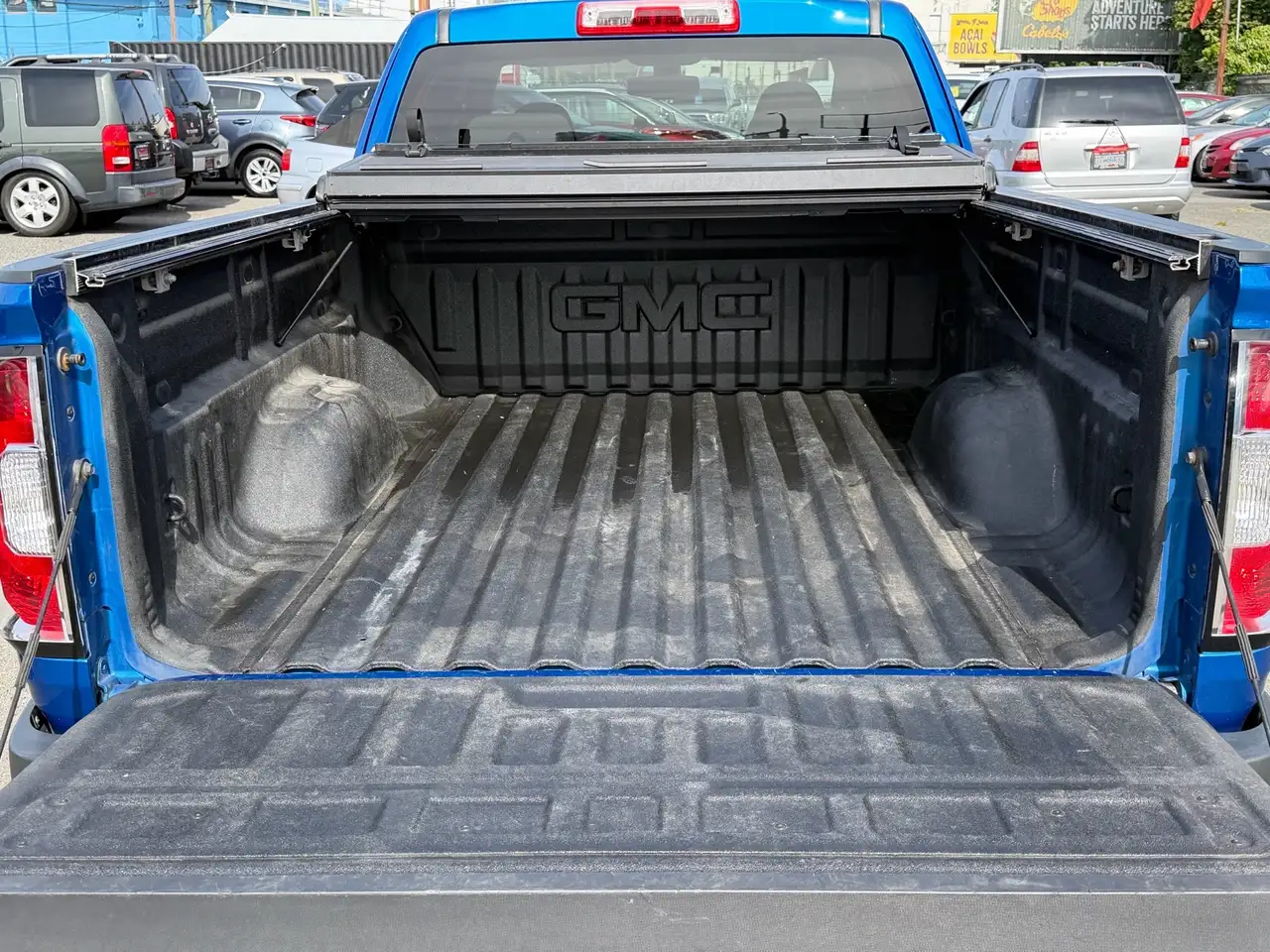 GMC Canyon снимка GMC Canyon