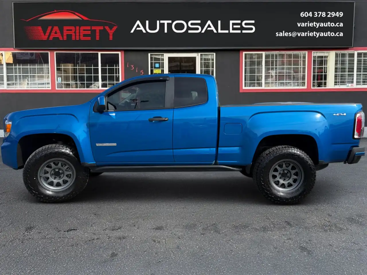 GMC Canyon снимка GMC Canyon