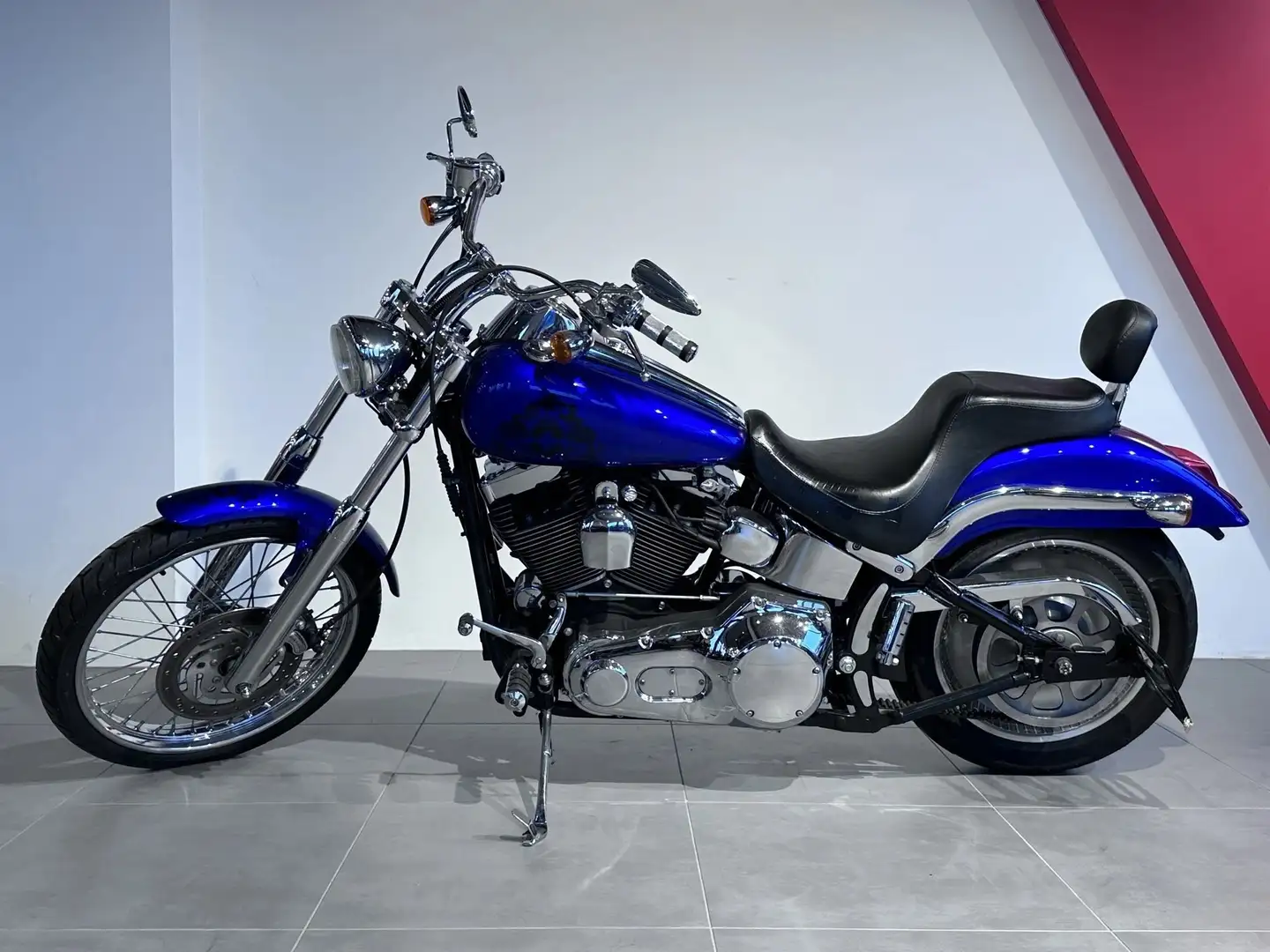 Harley-Davidson Deuce Albastru - 1