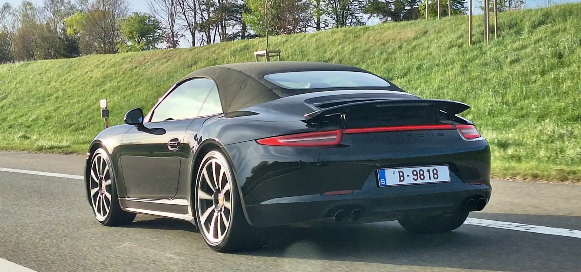 Porsche 991 C4 Cab garantie Porsche Approved Zwart - 2