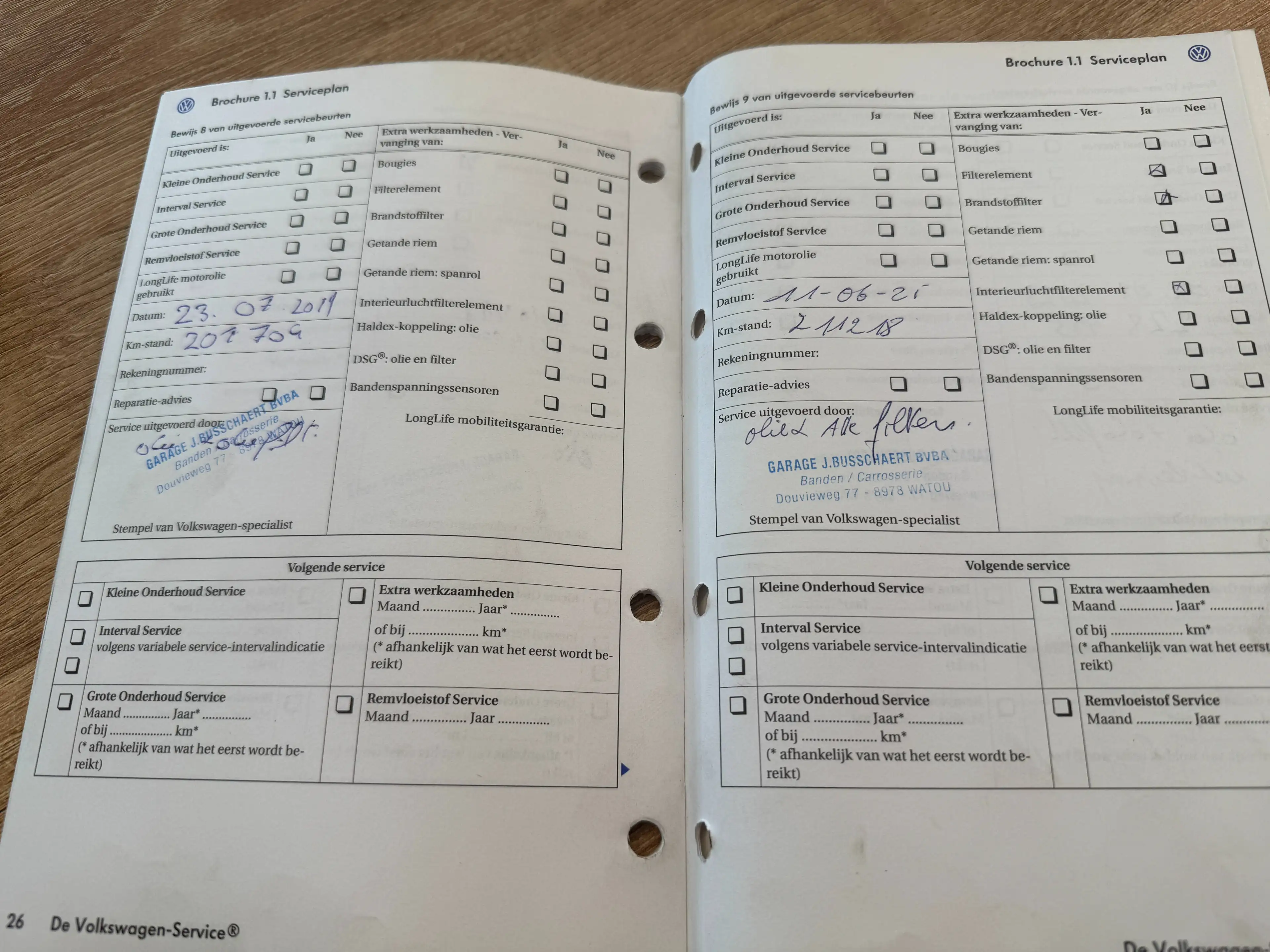 Volkswagen Touran ENKEL VERKOOP AAN HANDELAAR - 7 ZIT / TREKHAAK / ZETELVERWARMING / PARKEERSENSOREN / — photo 32