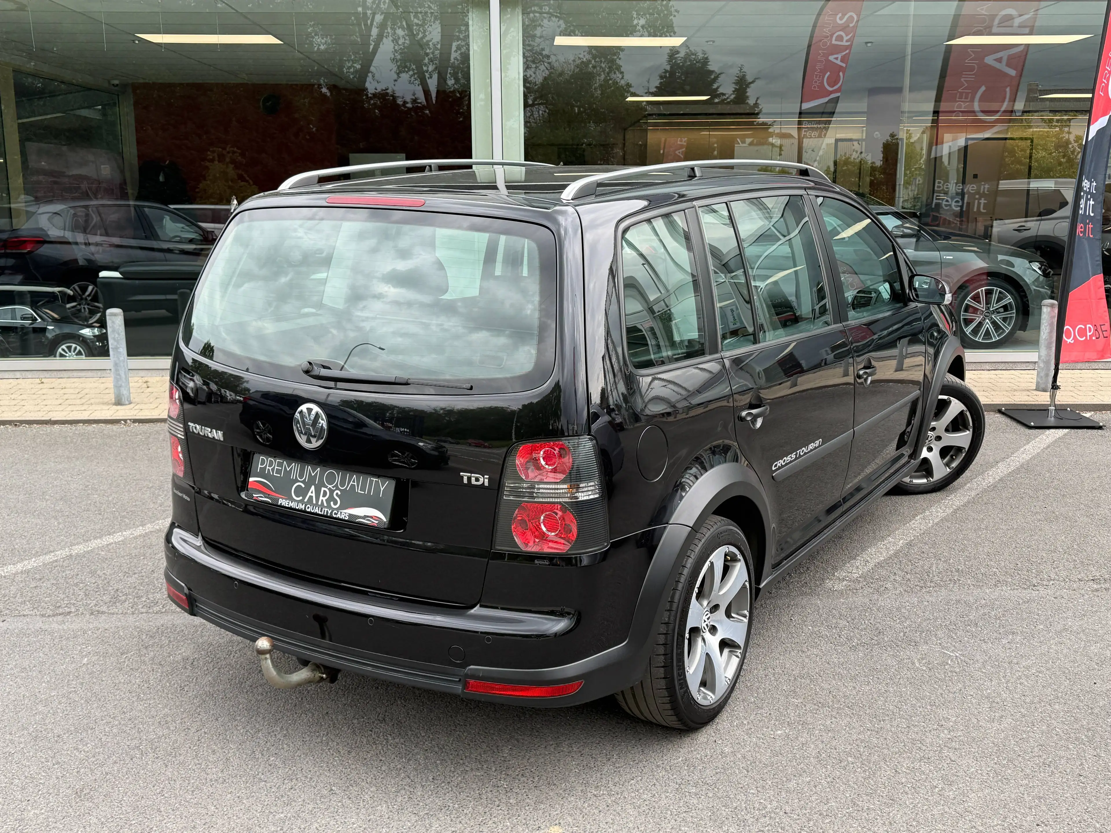 Volkswagen Touran ENKEL VERKOOP AAN HANDELAAR - 7 ZIT / TREKHAAK / ZETELVERWARMING / PARKEERSENSOREN / — photo 12