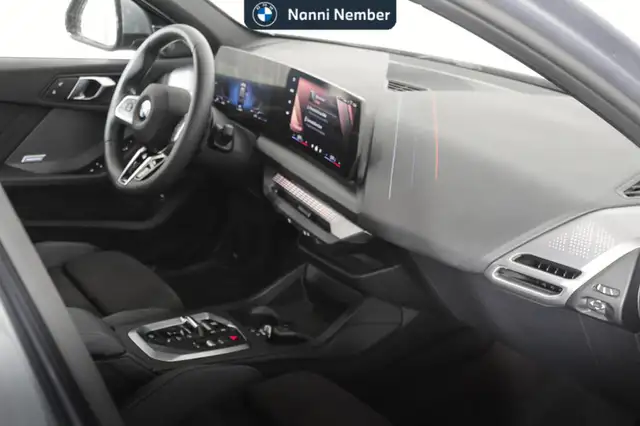 BMW 1 Series view 8