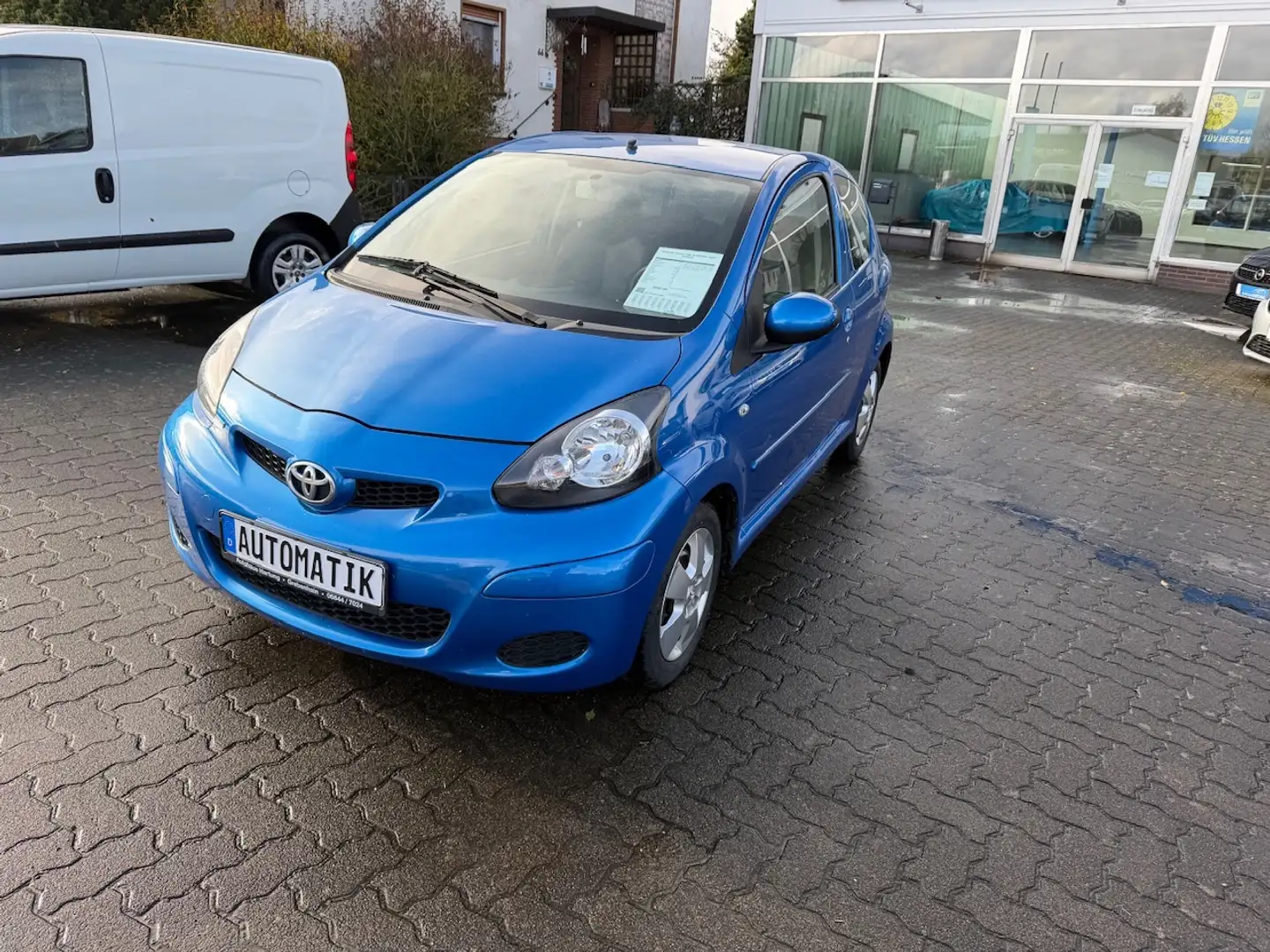 Toyota Aygo Aygo  3-Türer, Alu14 mit neuen Allwetterreifen Bleu - 1