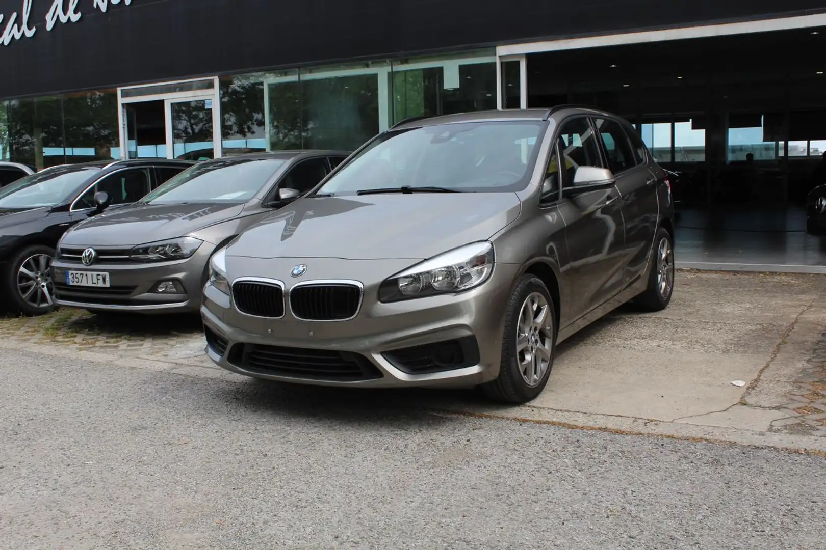 BMW 220 Active Tourer 220iA Plateado - 1