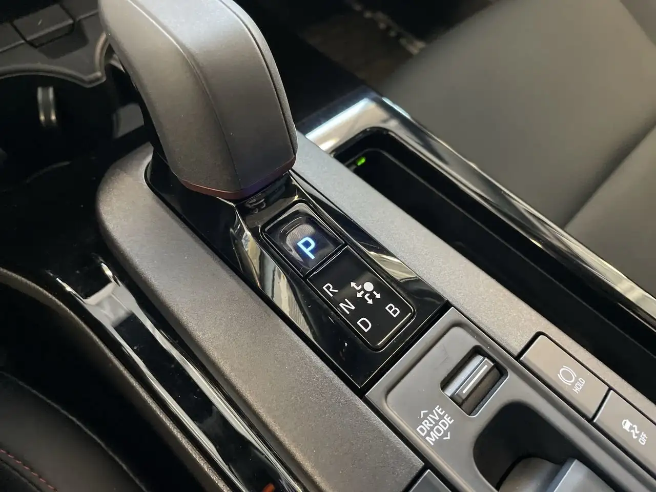 Toyota Prius снимка Toyota Prius