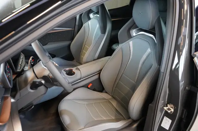 CUPRA Tavascan VZ Extreme 4Drive 250kW/340PS Ansicht 3