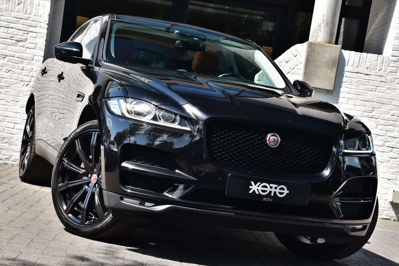 Jaguar F-Pace 3.0T V6 AWD PORTFOLIO Zwart - 2