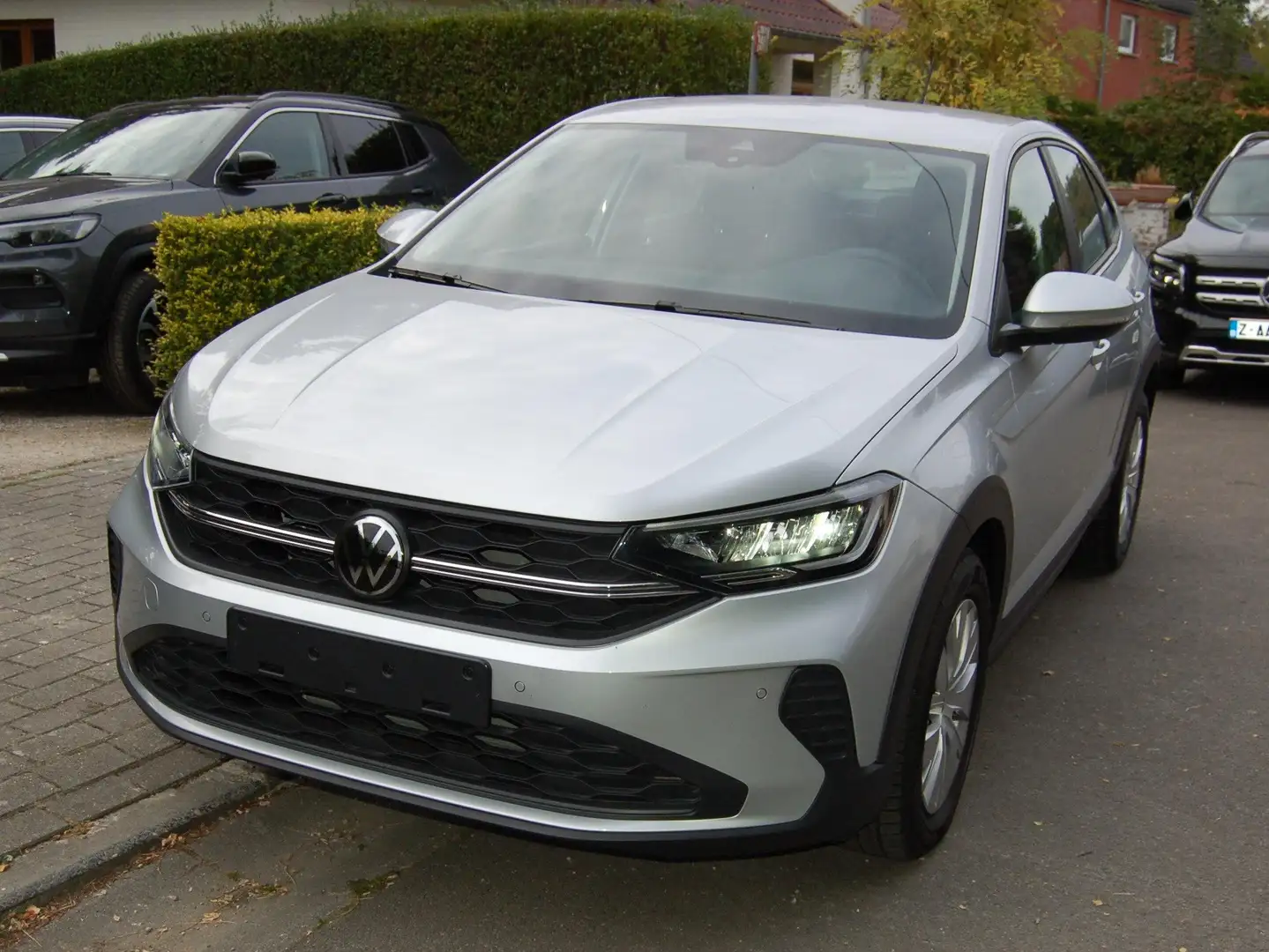 Volkswagen Taigo Taigo 1.0 TSI Life OPF * 4800 KMS* CARPLAY AIRCO Grijs - 2