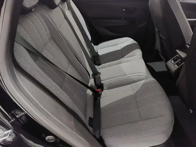 Renault Megane E-Tech view 12