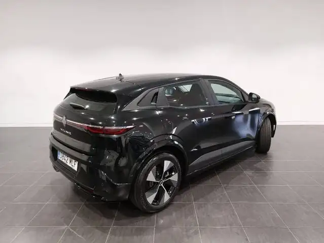 Renault Megane E-Tech view 15