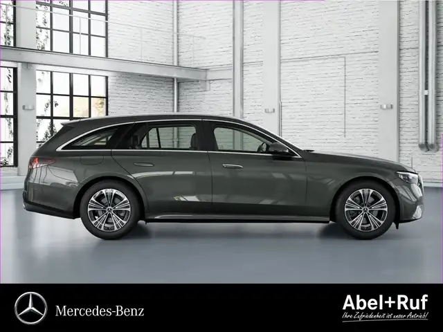 Mercedes-Benz E-Class view 6