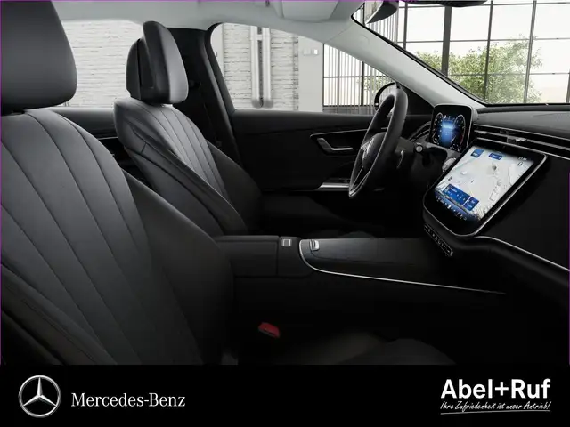 Mercedes-Benz E-Class view 8