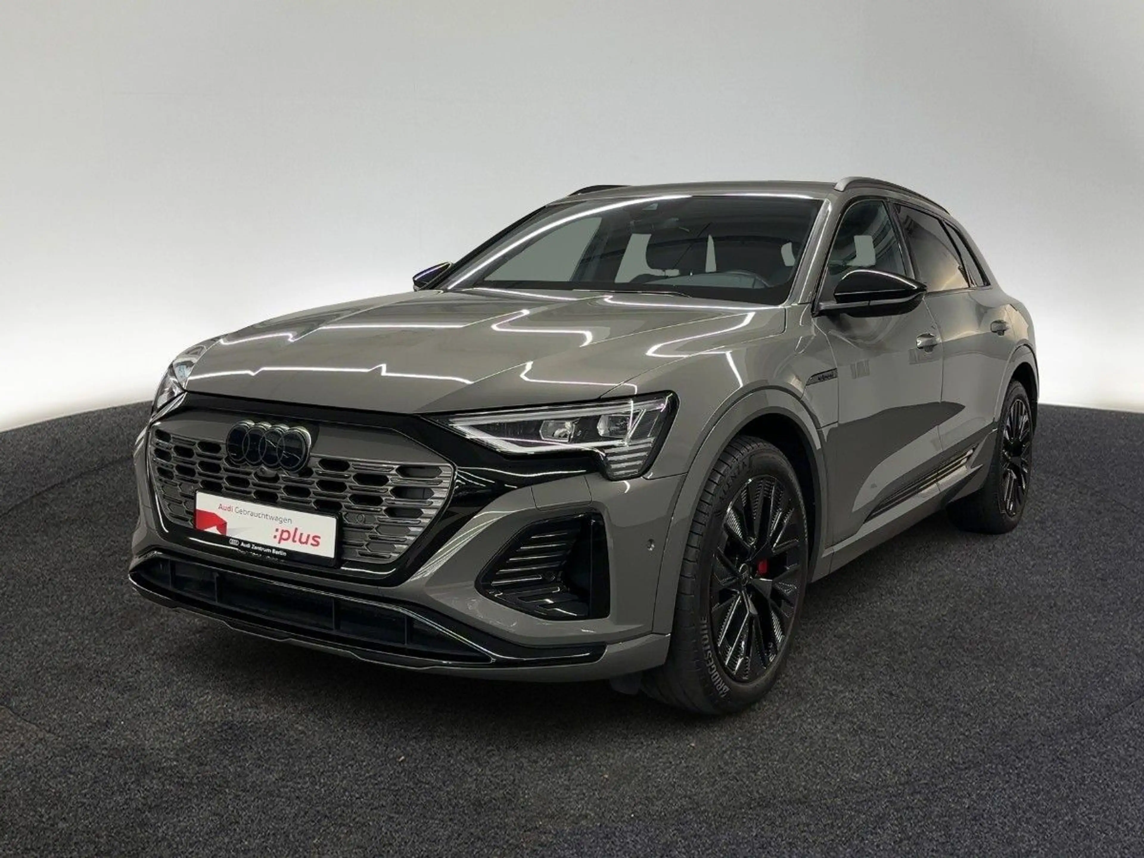 Audi Q8 e-tron S line 50 qu. AHK MATRIX 360°K VIRTUAL — photo 2