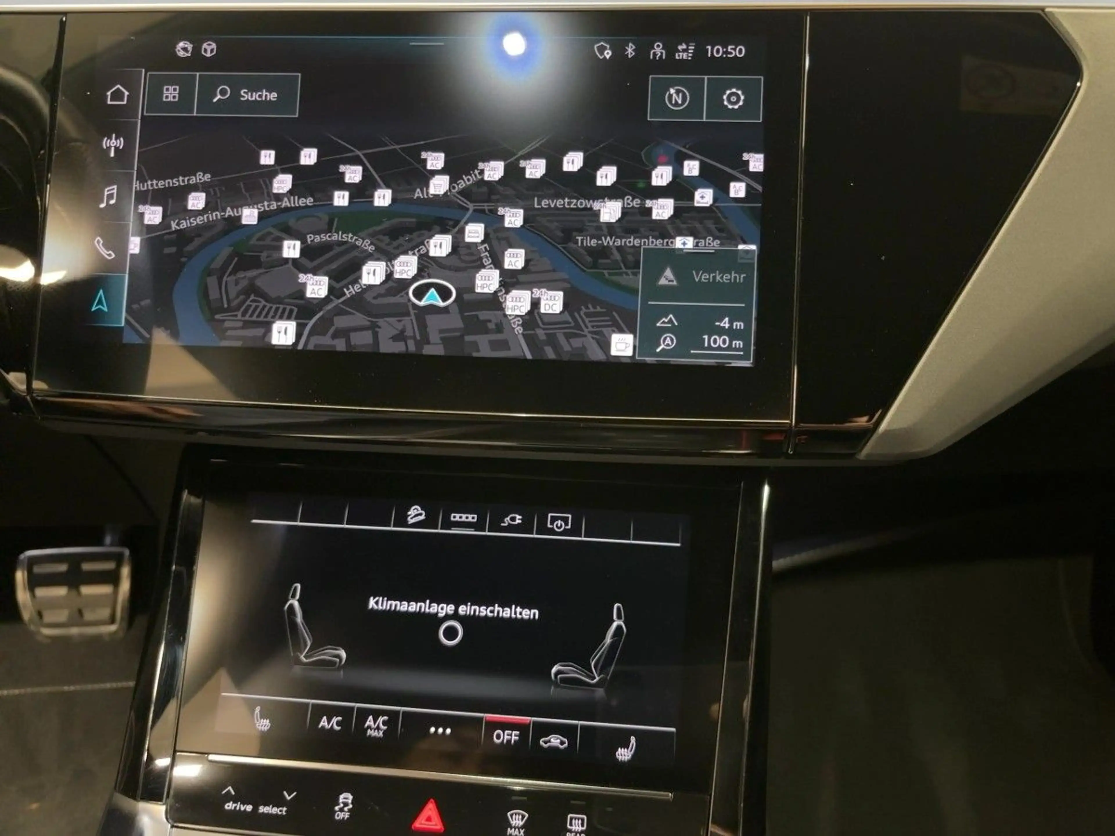 Audi Q8 e-tron S line 50 qu. AHK MATRIX 360°K VIRTUAL — photo 14