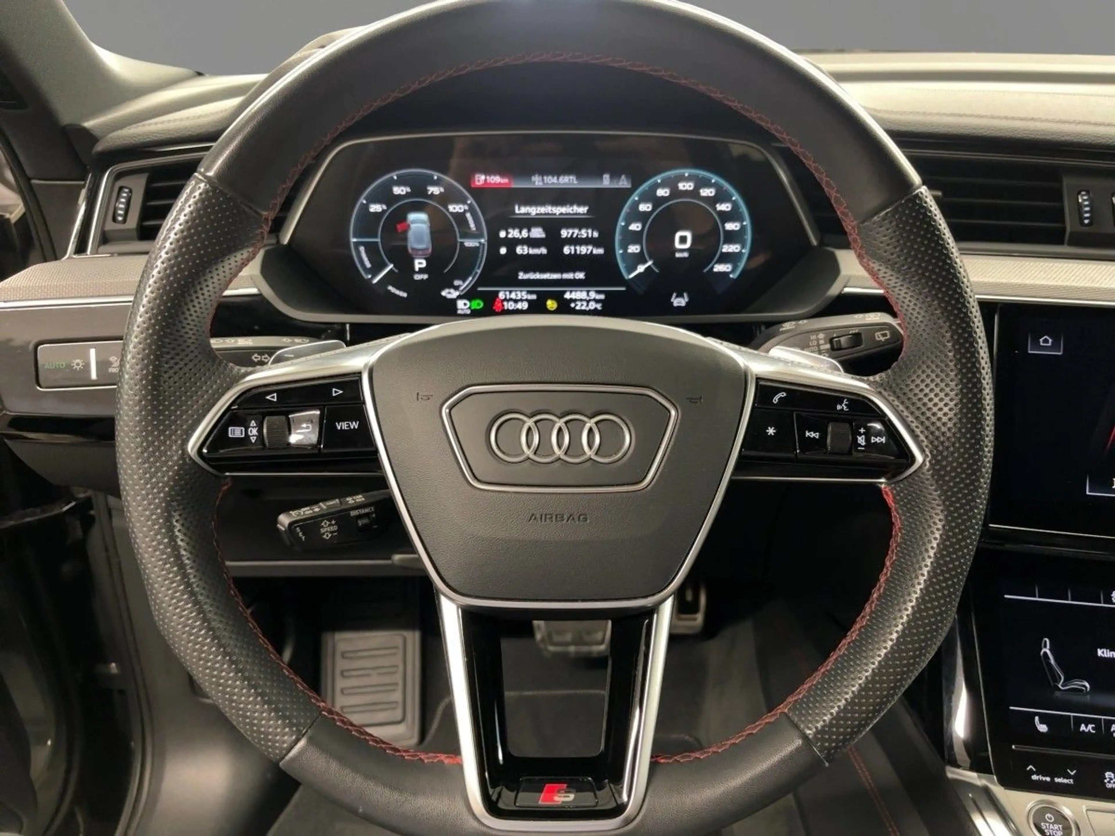 Audi Q8 e-tron S line 50 qu. AHK MATRIX 360°K VIRTUAL — photo 13