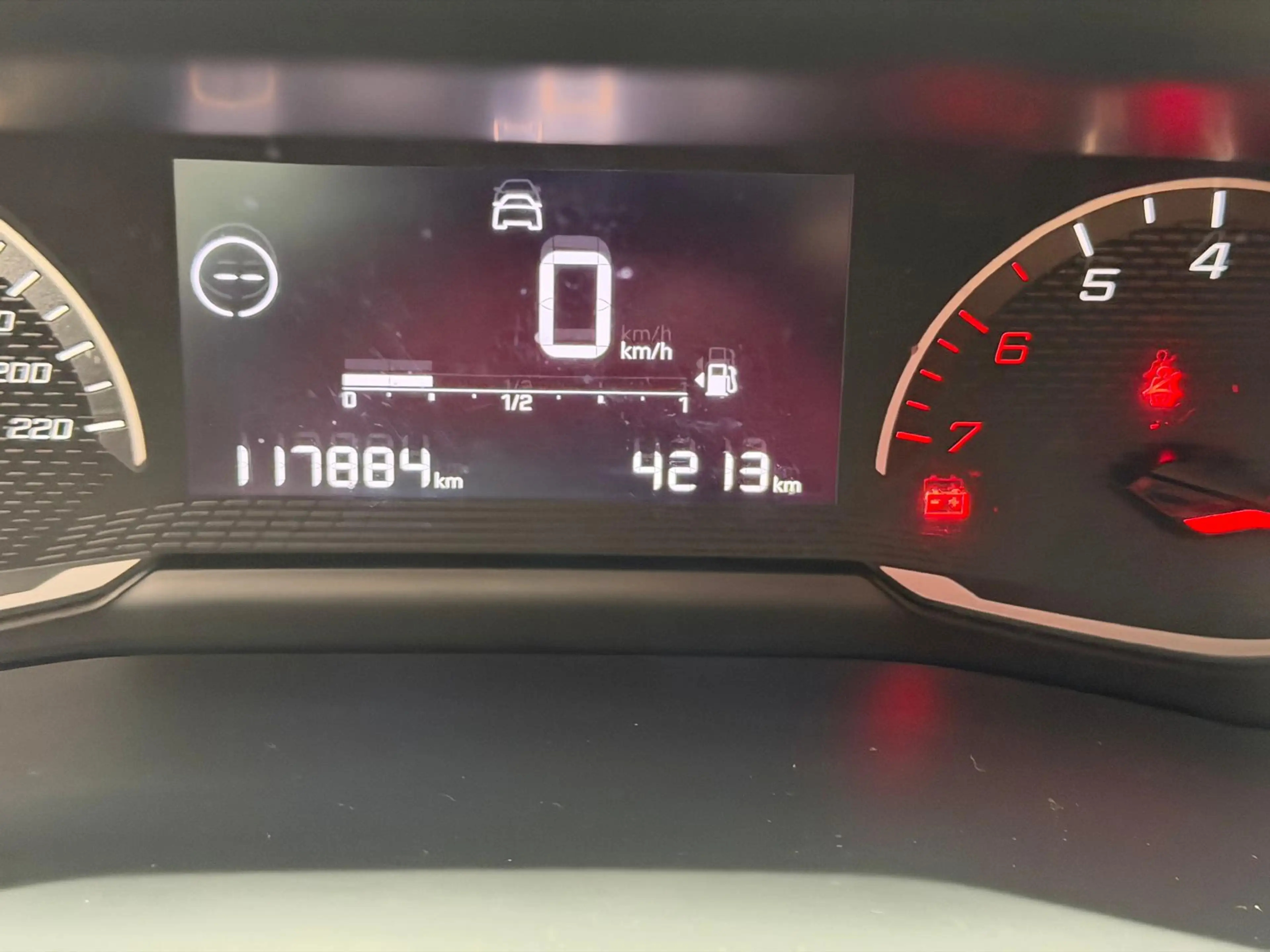 Peugeot 208 1.2 PureTech Active — photo 20