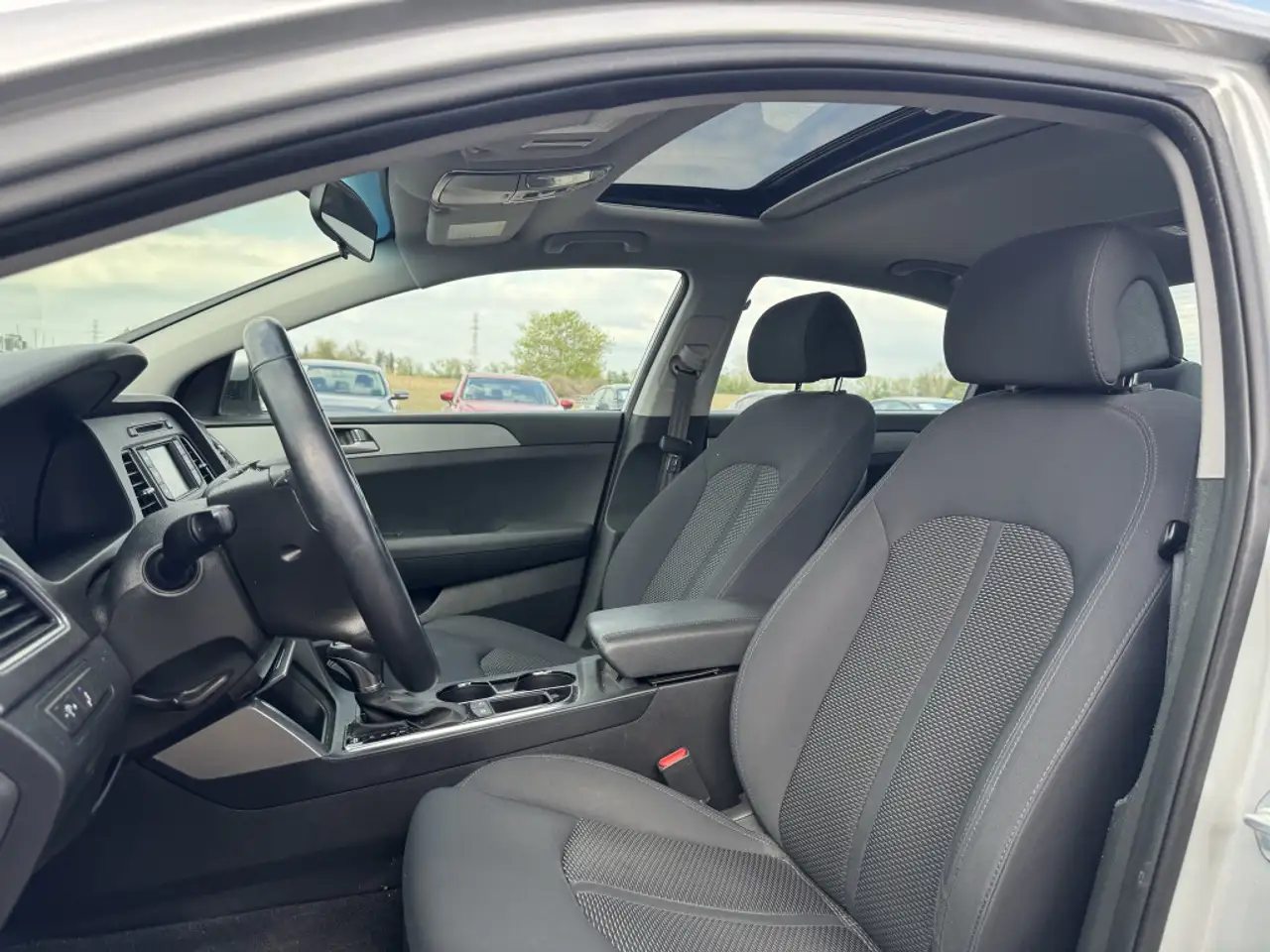 Hyundai SONATA снимка Hyundai SONATA