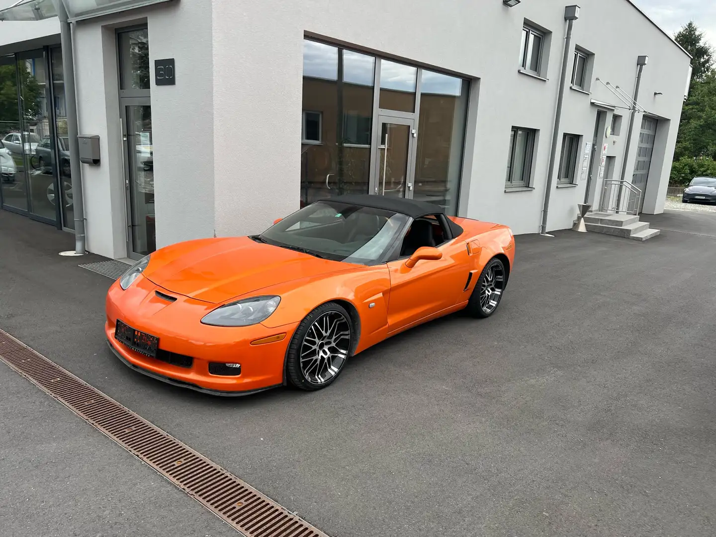 Corvette C6 Convertible 6,0 V8 Aut. Z06 Optik Kompressor 600PS !!!! Portocaliu - 1