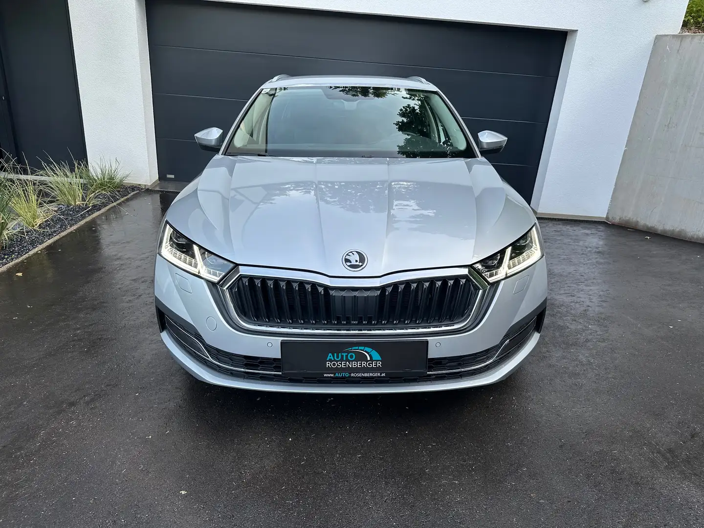 Skoda Octavia Style*2.0TDi*MATRIX*VIRTUAL*NAVI*SHZ*RFK*uvm Grau - 2