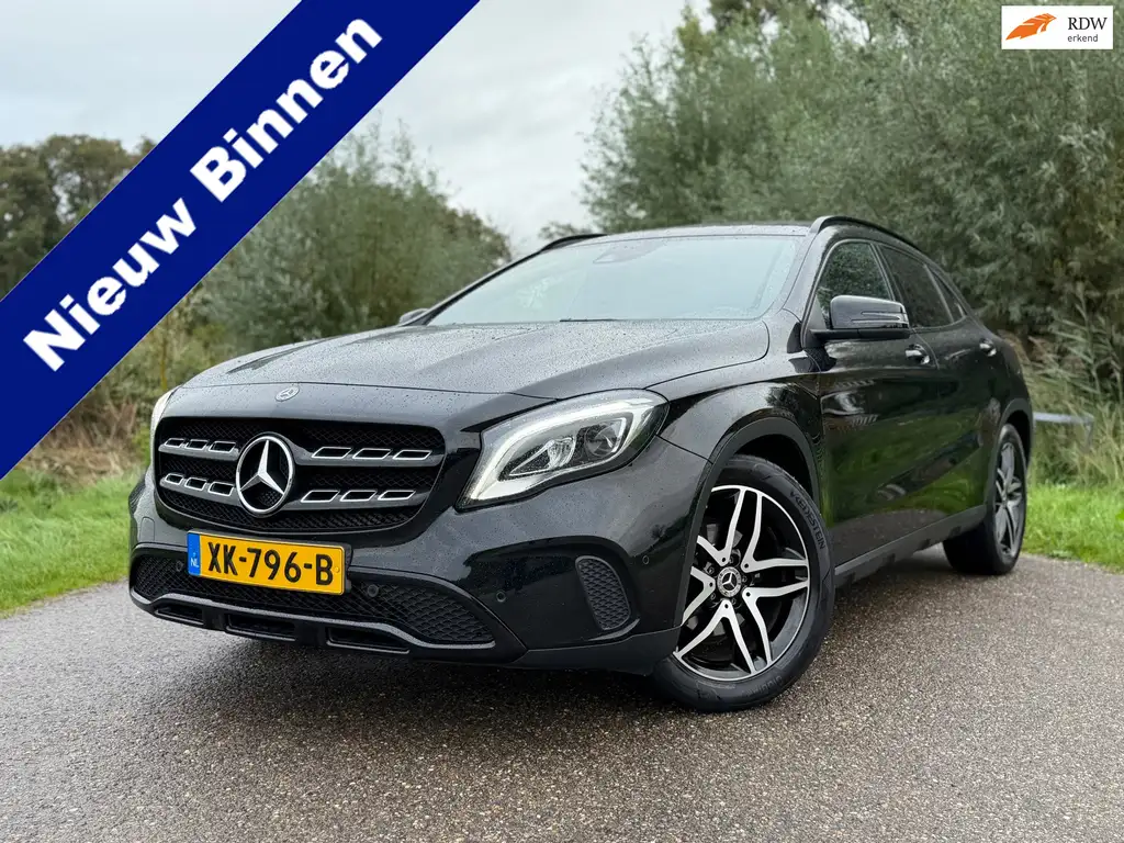 Mercedes-Benz GLA 180 2017 из Европы — купить под ключ
